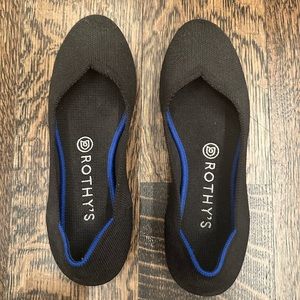Rothy's Black and Blue Flats